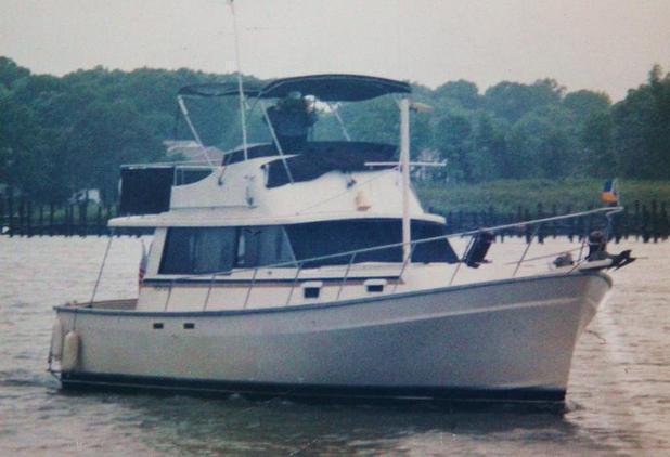 Trawler - Mainship 34 Sedan