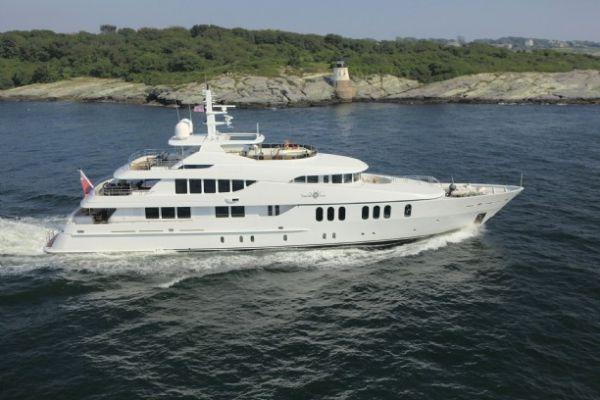 Tri - Izar -deck Motor Yacht