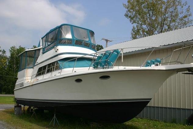 Trojan - 12 Meter Motor Yacht