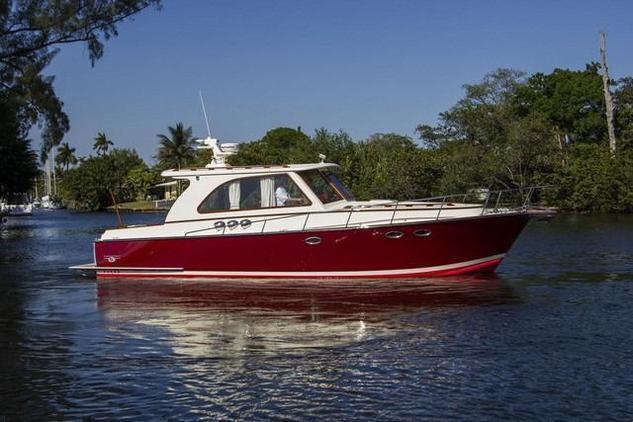 Windsor Craft 40 HT Enclosed