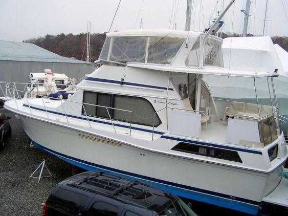 Chris Craft 426 Double Cabin