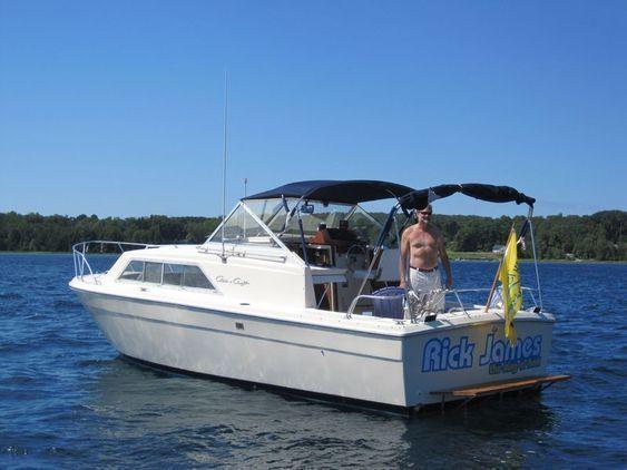 Chris-Craft - Catalina