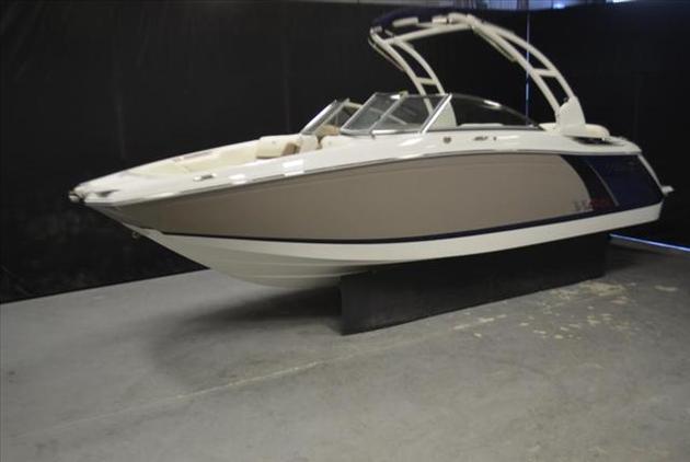 Cobalt Boats - Water Sports Series 24SD WSS