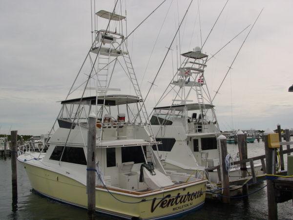 Hatteras Convertible ( reduced), Stamford