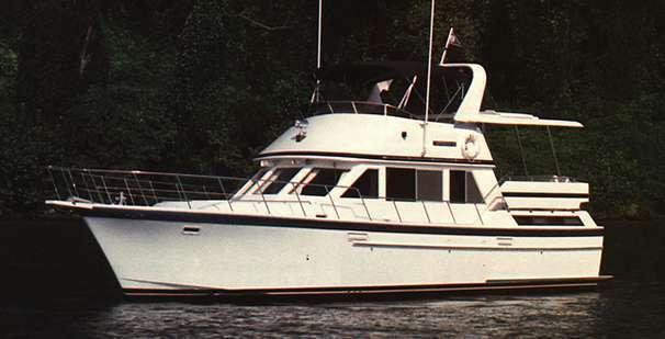 Jefferson 42 SE Sundeck Motor Yacht, Sandwich