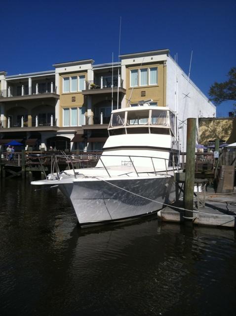 Viking Yachts 41 Convertible 350hrs SMOH, Georgetown