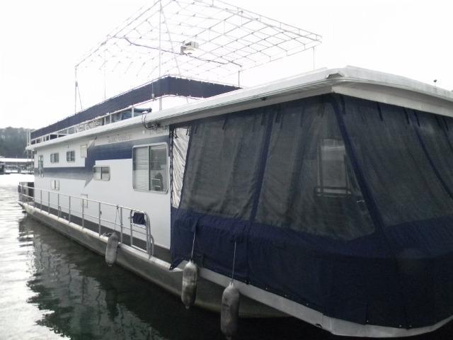 JAMESTOWNER 16 x 64 Houseboat, Grider Hill Marina