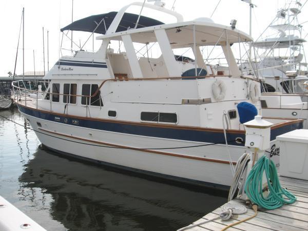 Marine Trader Cockpit Motoryacht, Rockport