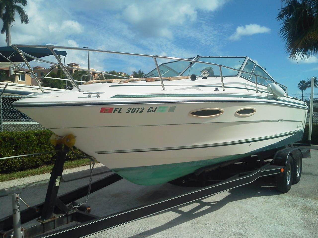 Sea Ray 23, Hypoluxo