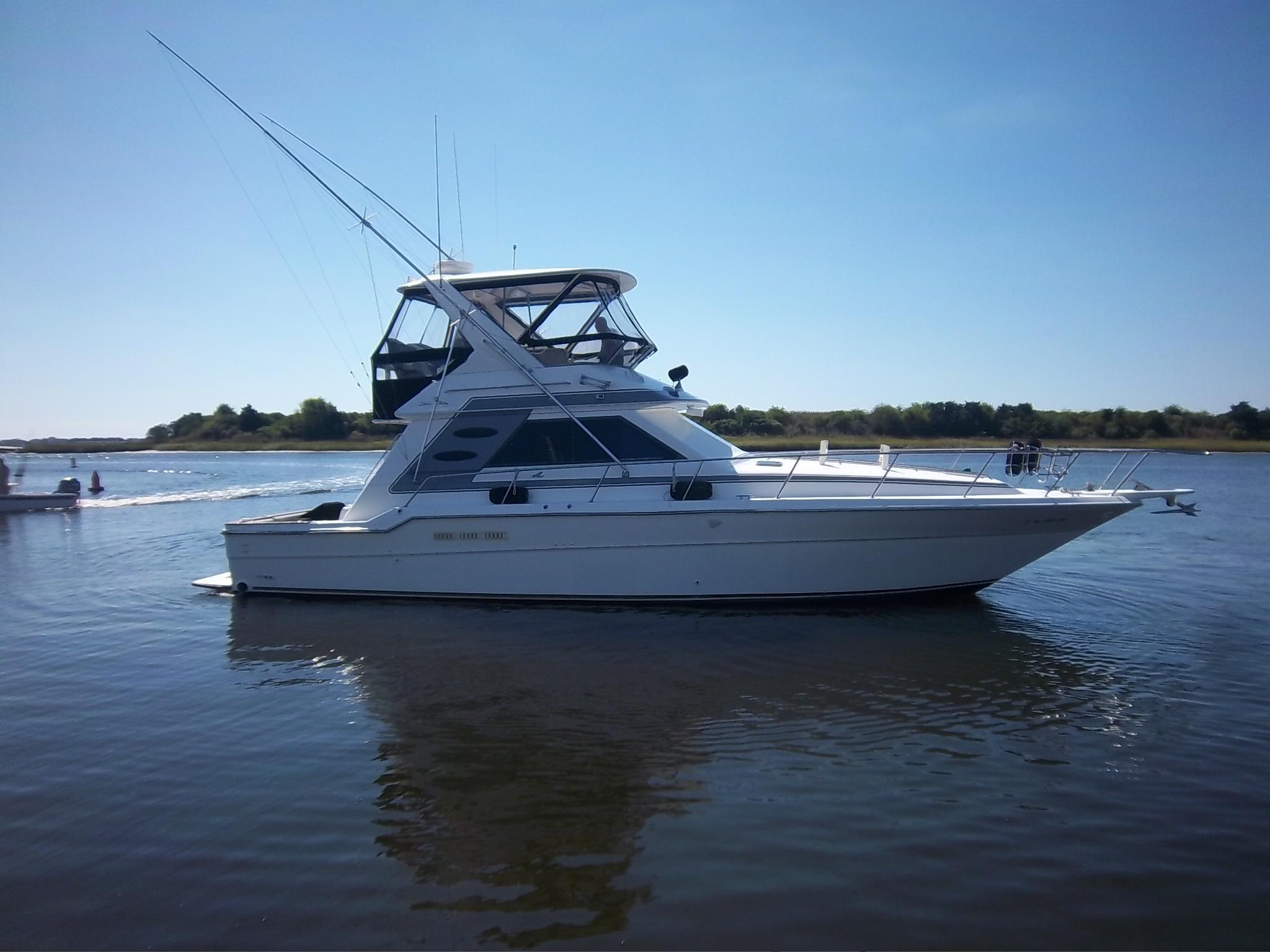 Sea Ray 43 CONVERTIBLE, Southport