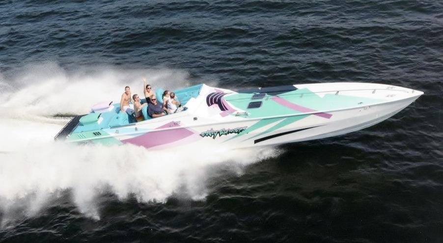 Apache Powerboats 41, Lake of the Ozarks