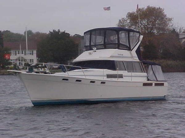 Bayliner 3888, Lanoka Harbor