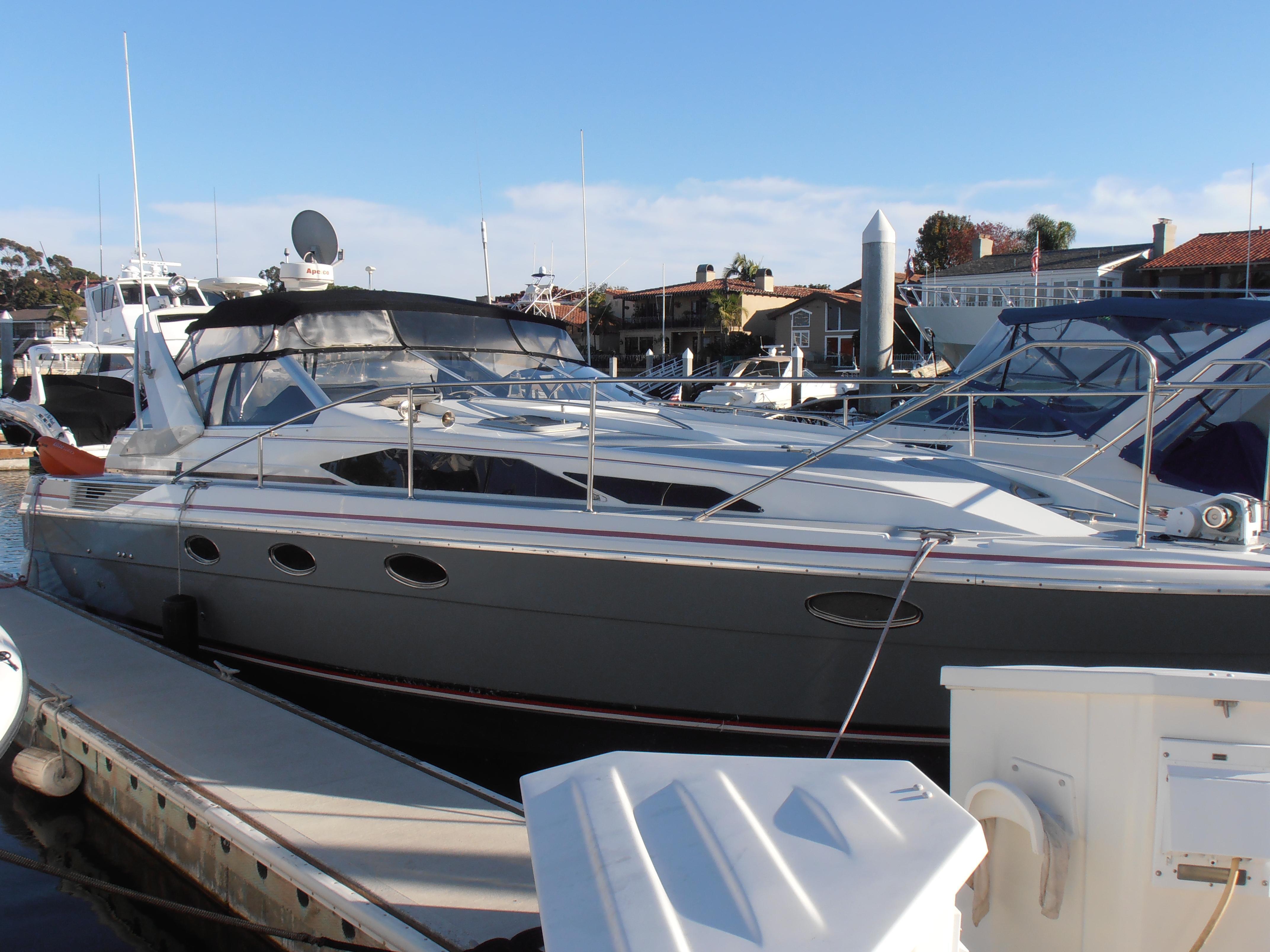 Bayliner Avanti 3485, Newport Beach