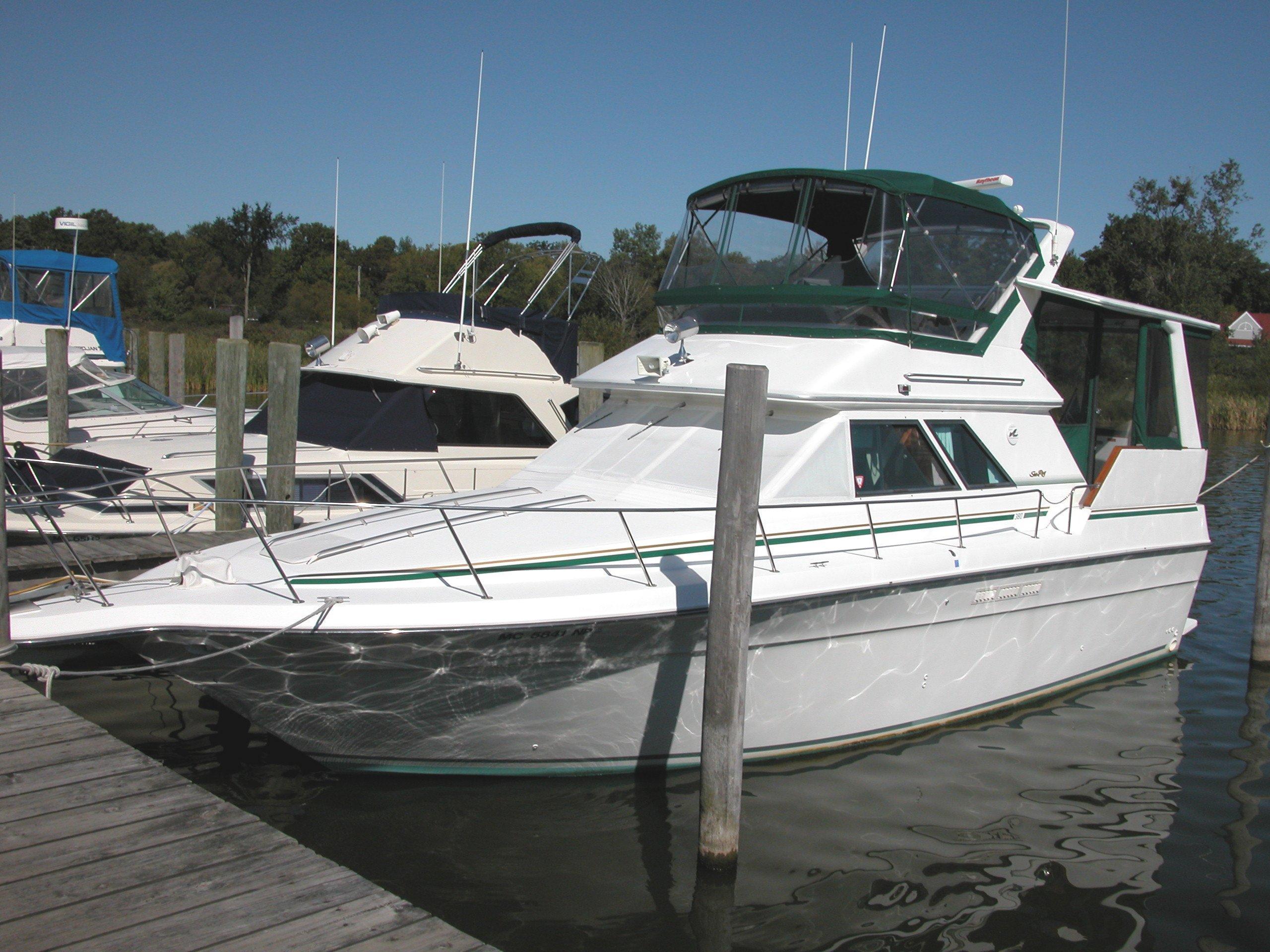 Sea Ray 38 AFT CABIN, Grand Haven