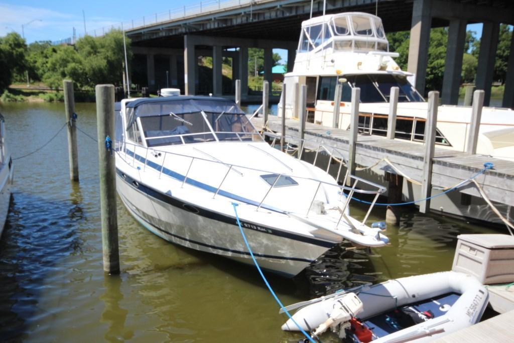 Sunrunner Marine 380 Sunbridge, Grand Haven