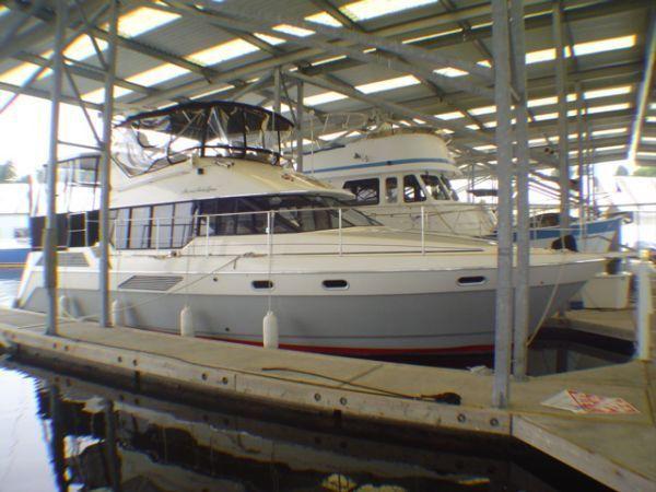 Bayliner 4387 Motoryacht, Port Orchard
