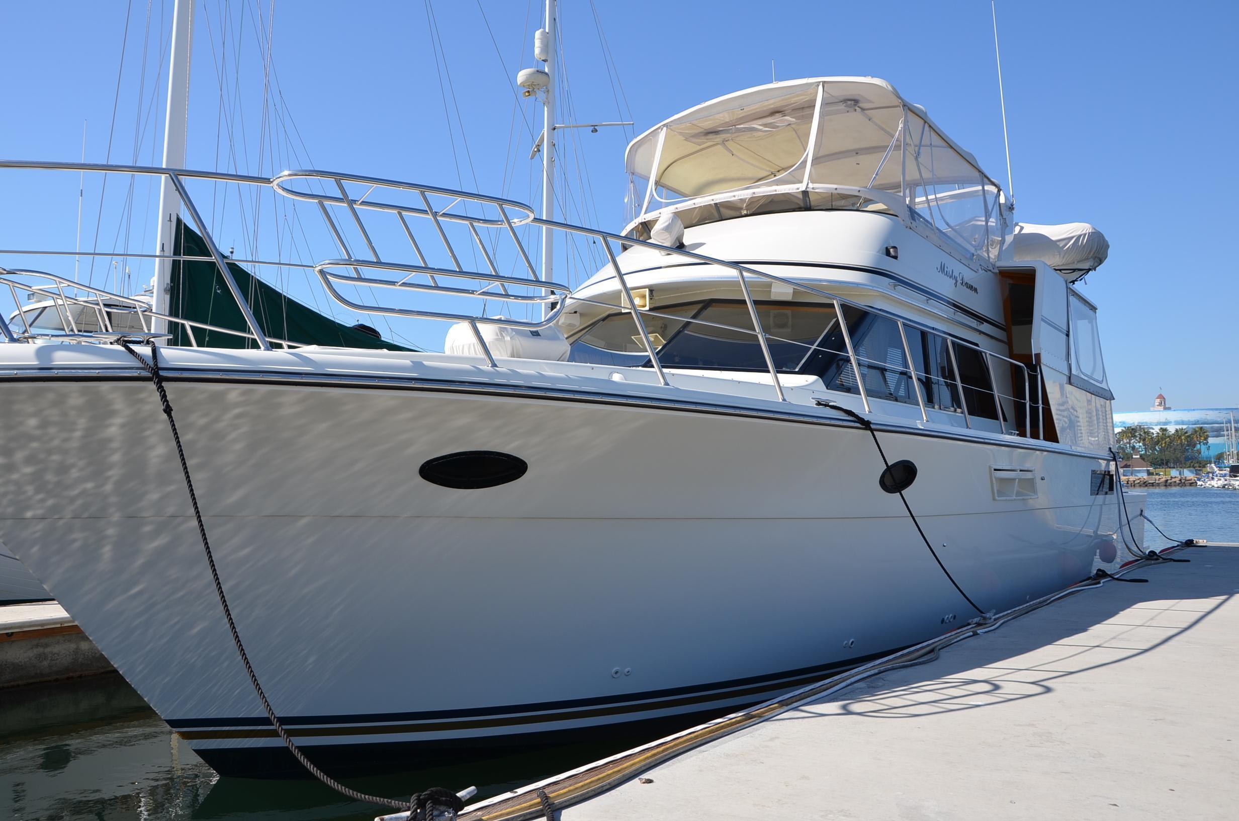 Californian Cockpit Motor Yacht, Newport Beach