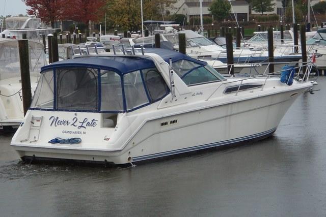 Sea Ray 350 Express Cruiser, Holland