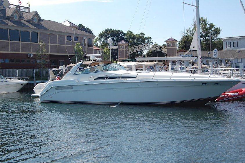 Sea Ray 50' Sundancer, Sandusky