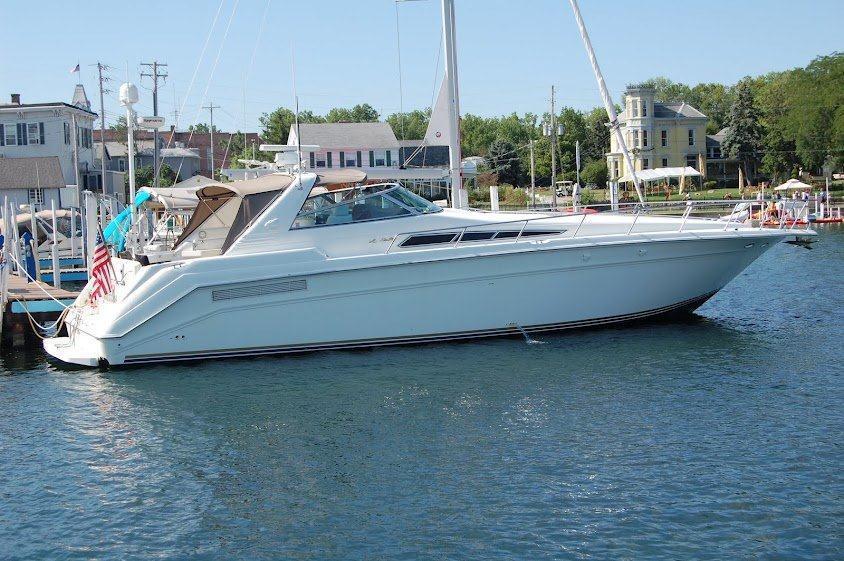 Sea Ray 50' Sundancer, Sandusky