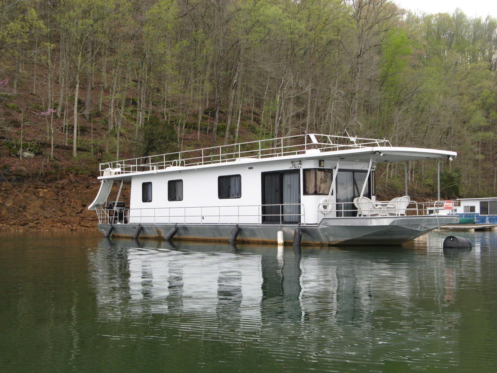 Sumerset 14 x 65 with Catwalks, Norris Lake