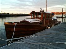 Classic Coastal Cruiser Sedan, Hull