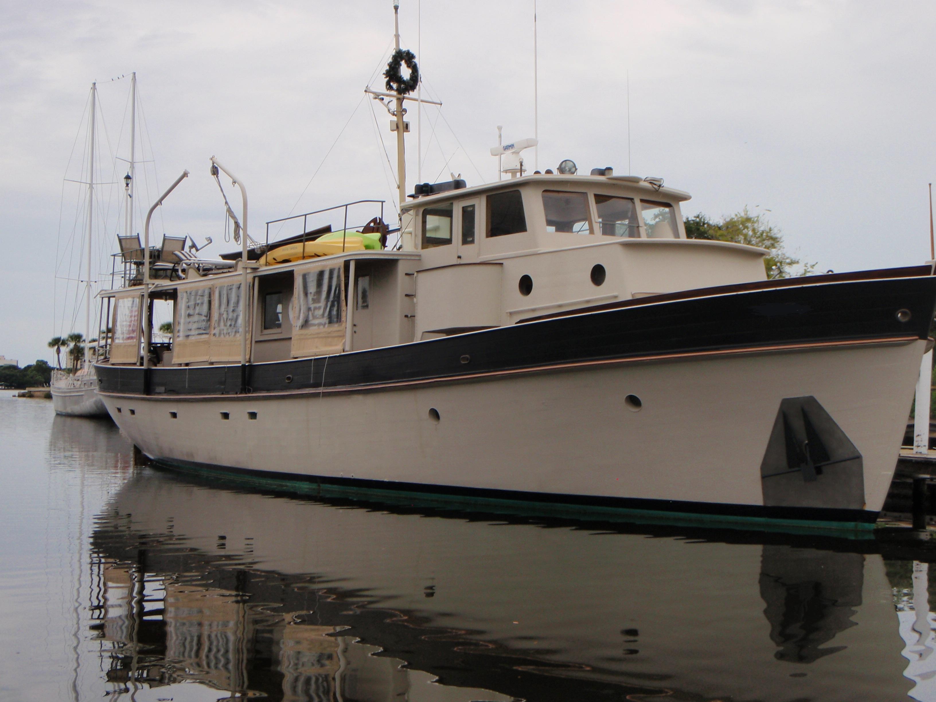 Camden Boat Works Dory Yacht Trawler, Daytona