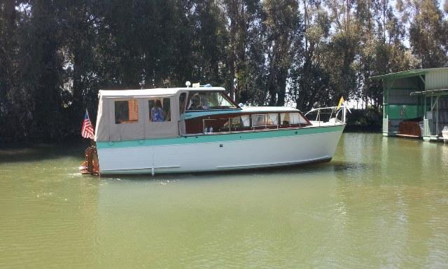 Hunter Boat Company 33' Flush deck, Delta Loop