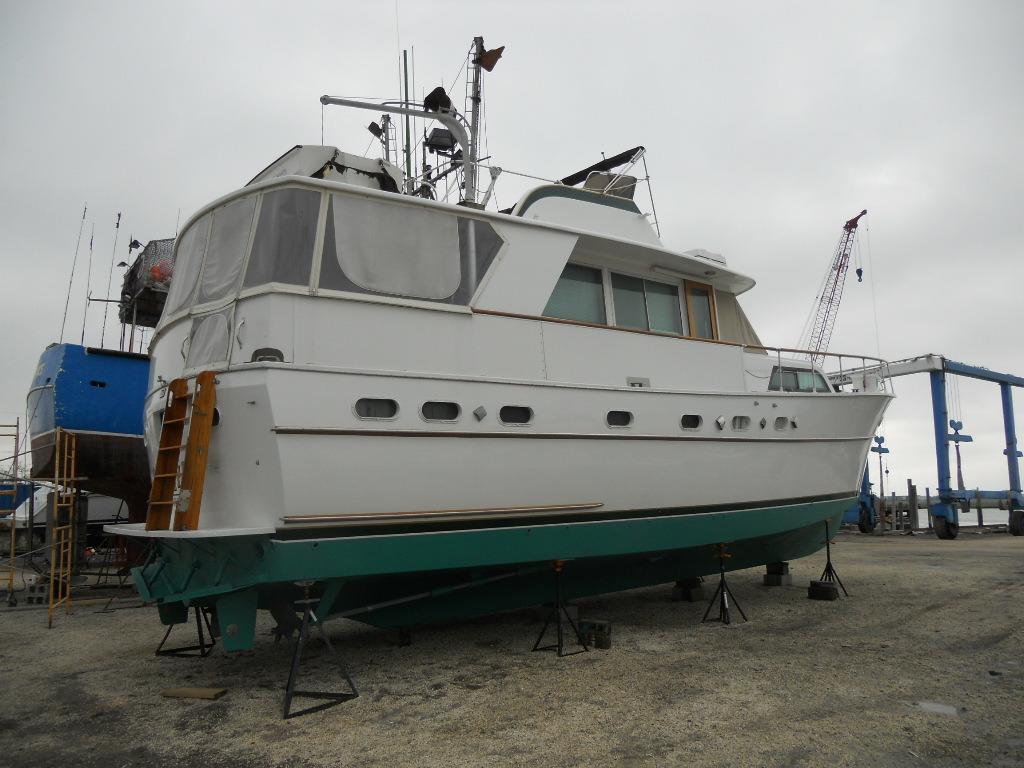 Hatteras Motor Yacht, Avalon