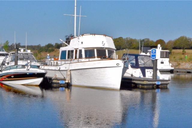 Grand Banks Flying Bridge Trawler 42 Diesel, Myrtle Beach