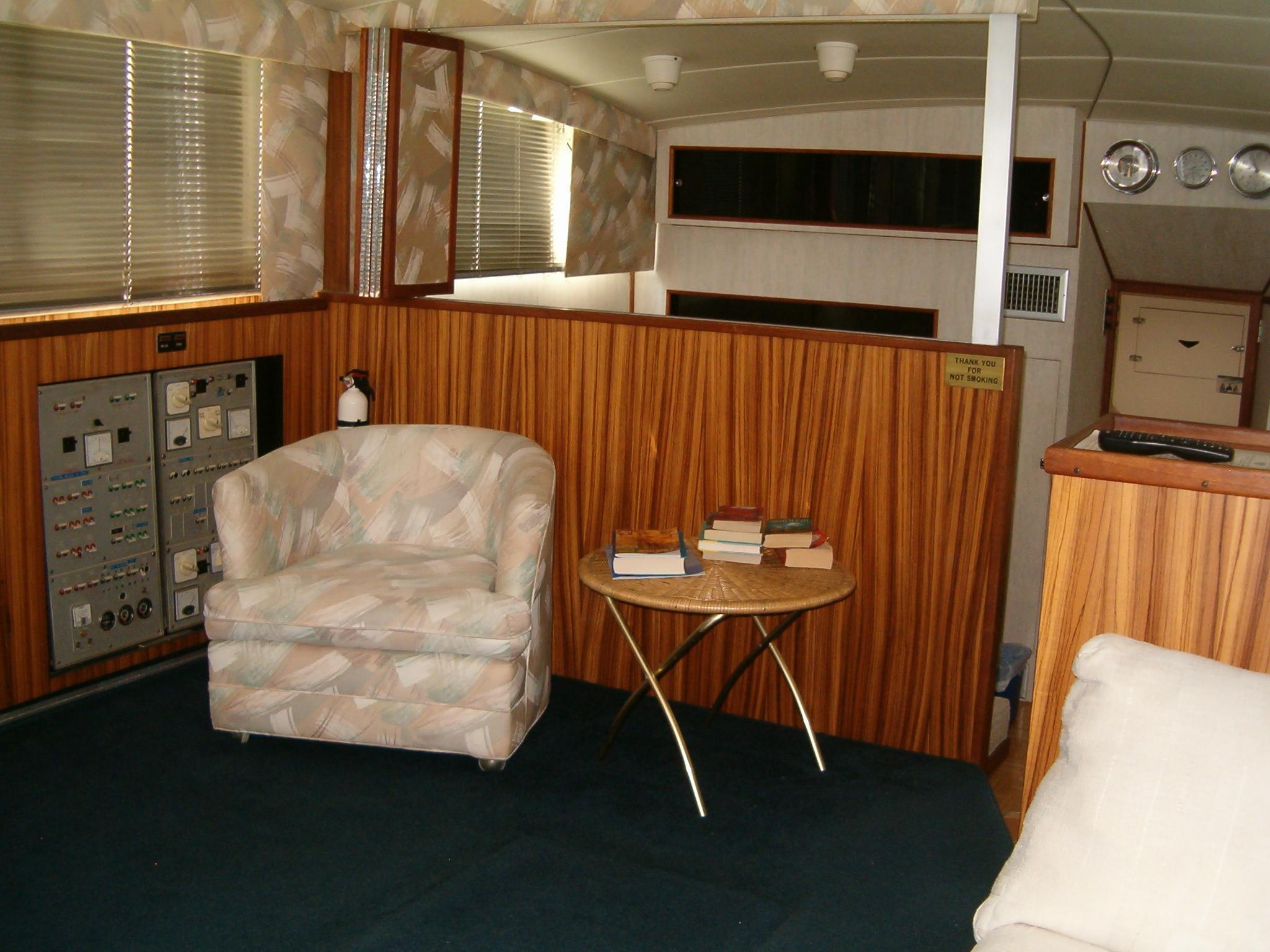 Bertram Motor Yacht-Excellent shape, dinghy included, Stuart