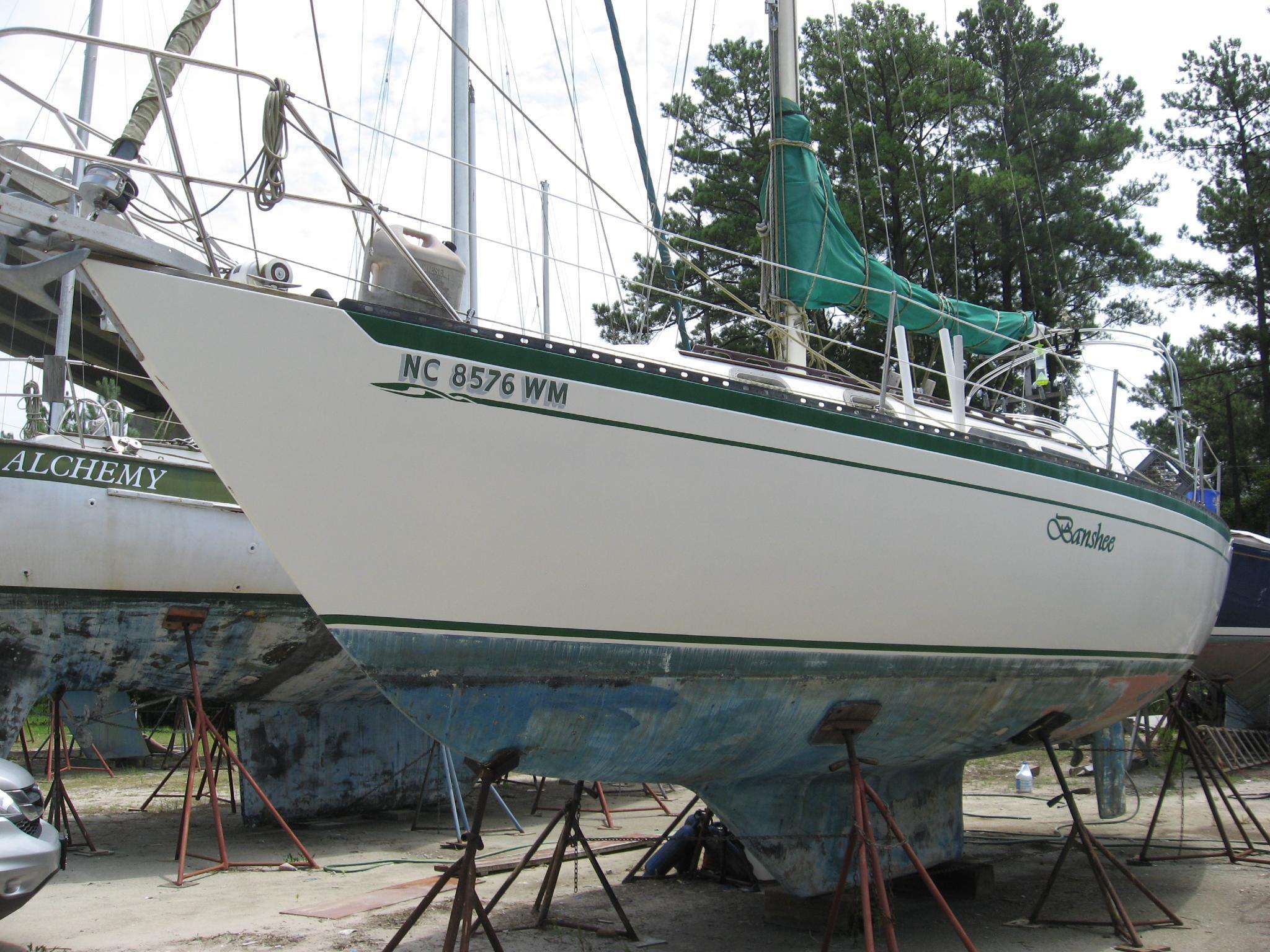 Islander Yachts 32, Beaufort