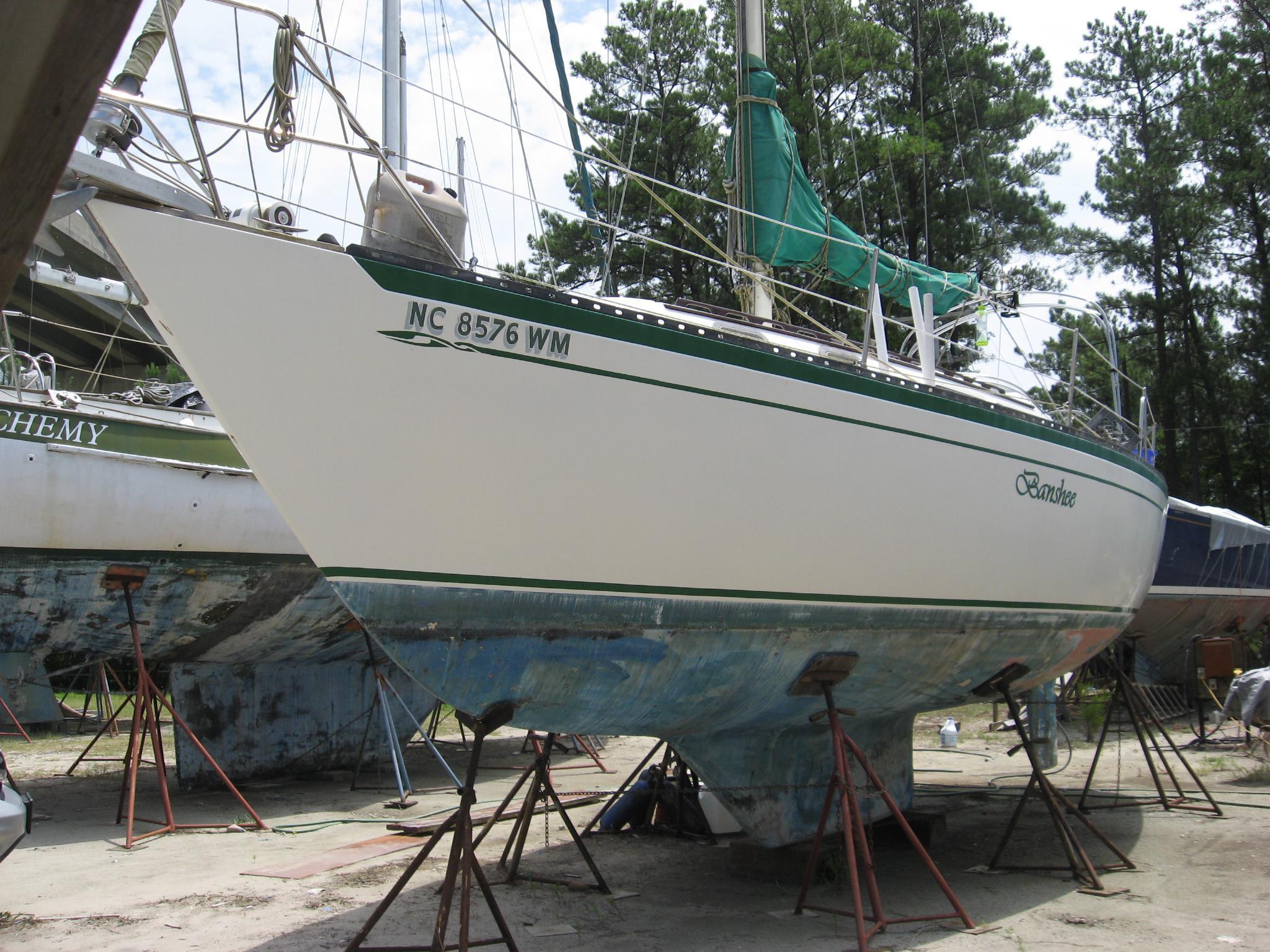 Islander Yachts 32, Beaufort
