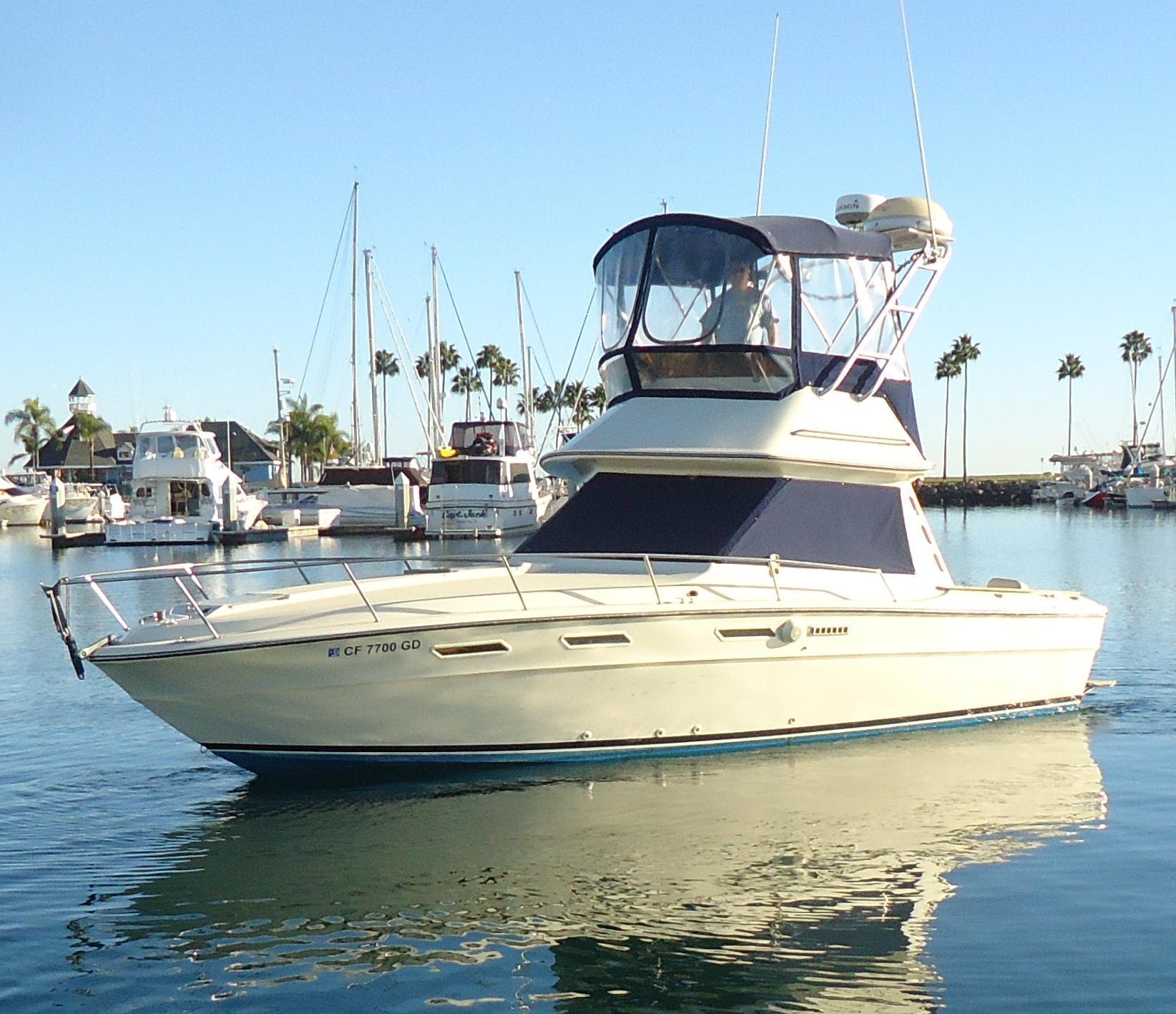 Sea Ray SRV300 Sport Bridge, Long Beach