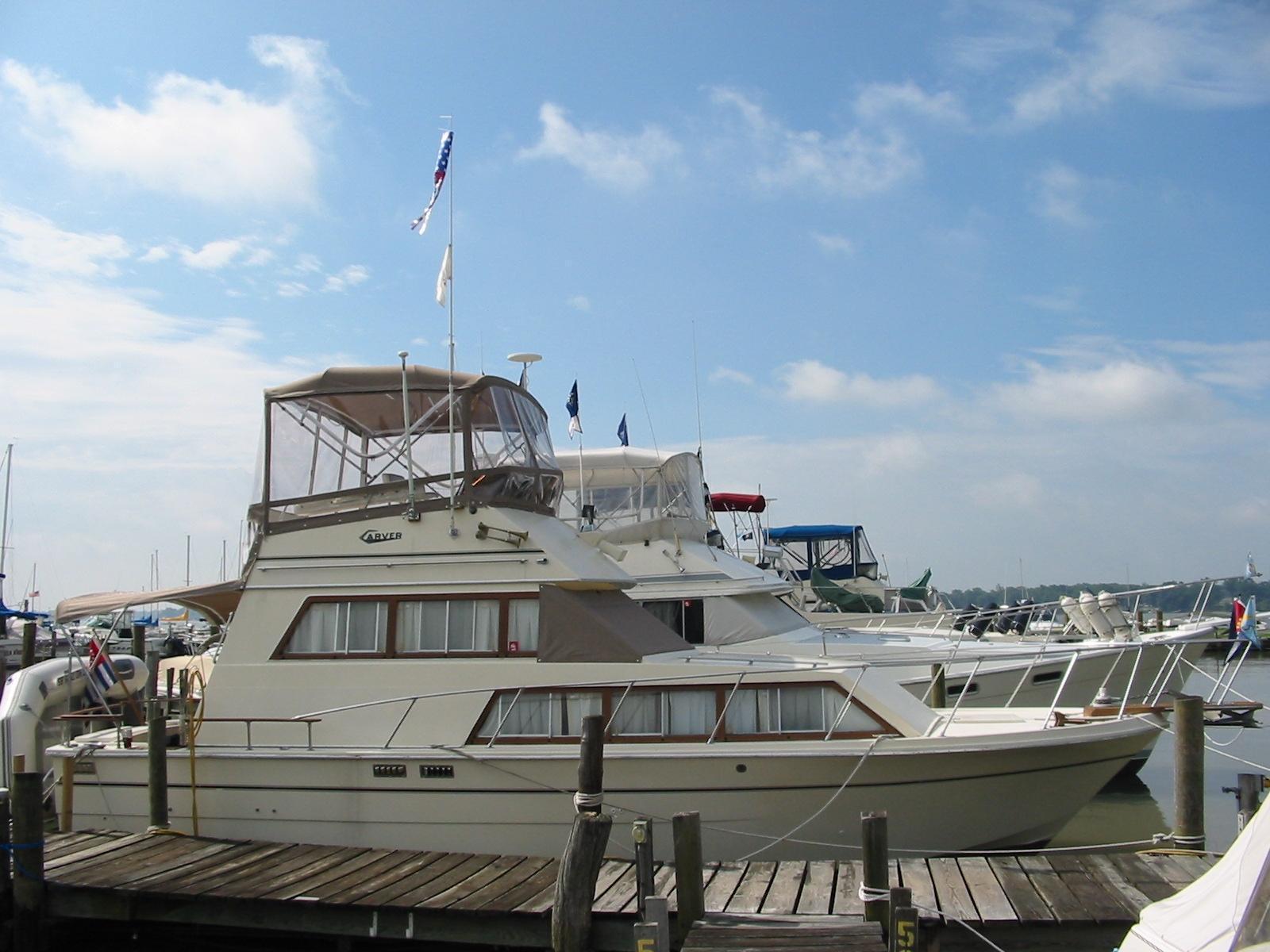 Carver Voyager, Chesapeake City