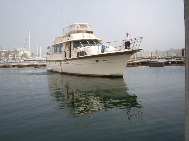 Hatteras Tri Level Flush Deck Motor Yacht, San Pedro