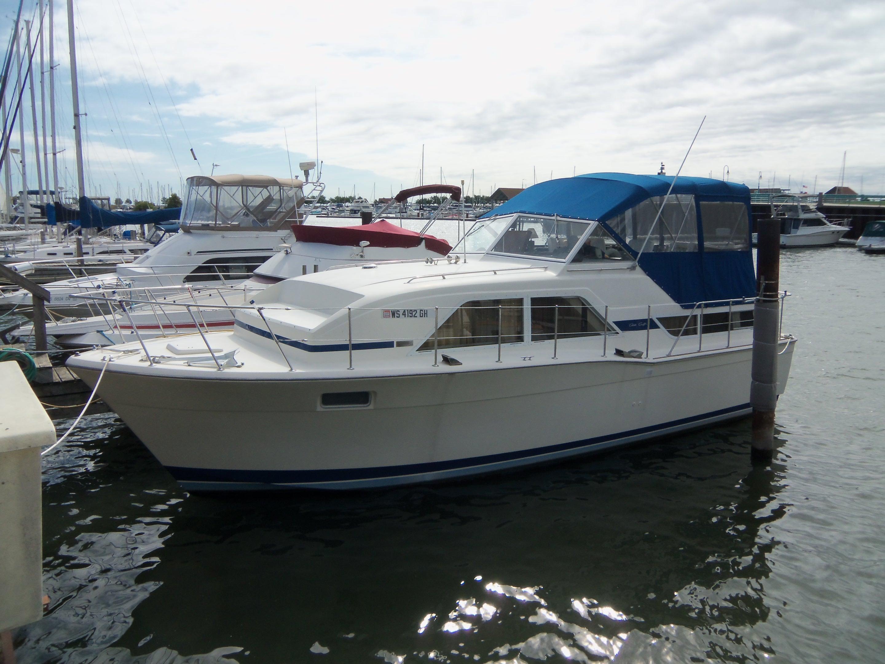 Chris Craft 350 Catalina, Racine