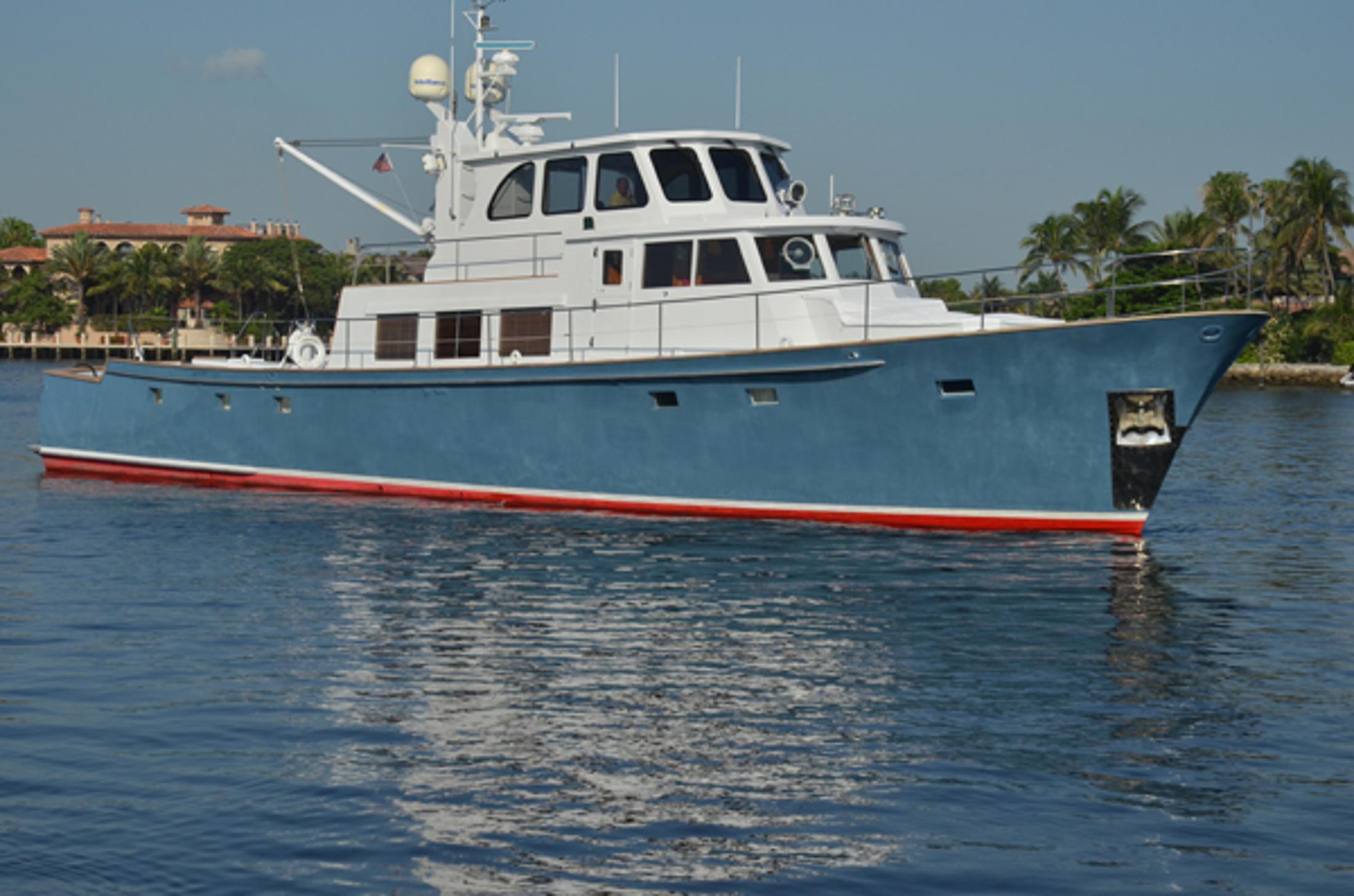 Derecktor Expedition M/Y, Palm Beach Boat Show