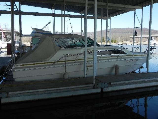 Sea Ray 300 Express Cruiser, Huntsville