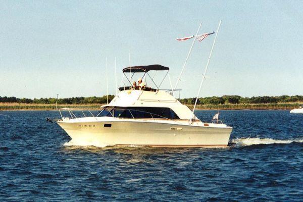 Silverton Convertible 31, Ocean Gate Yacht Basin