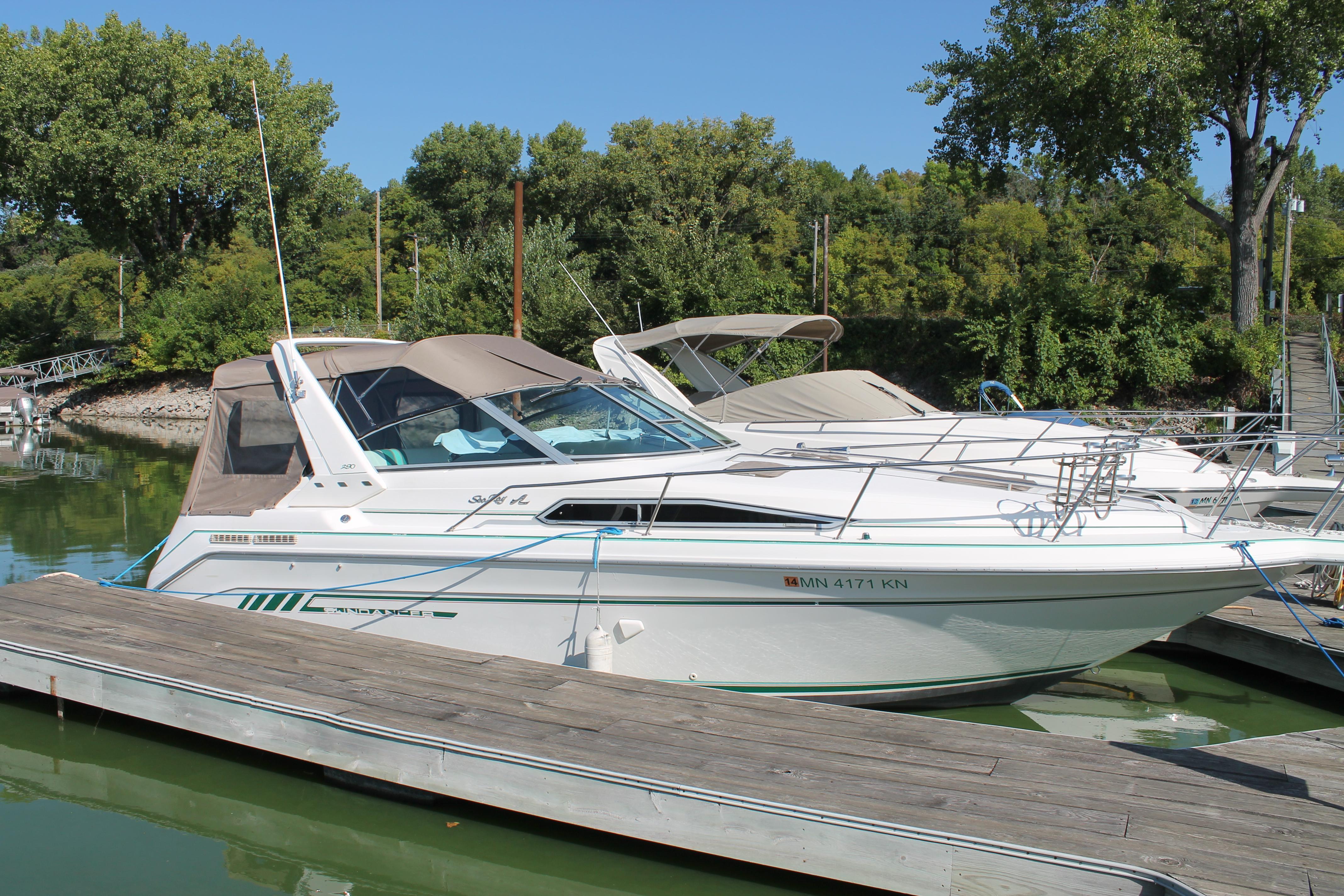Sea Ray 290DA, Hastings