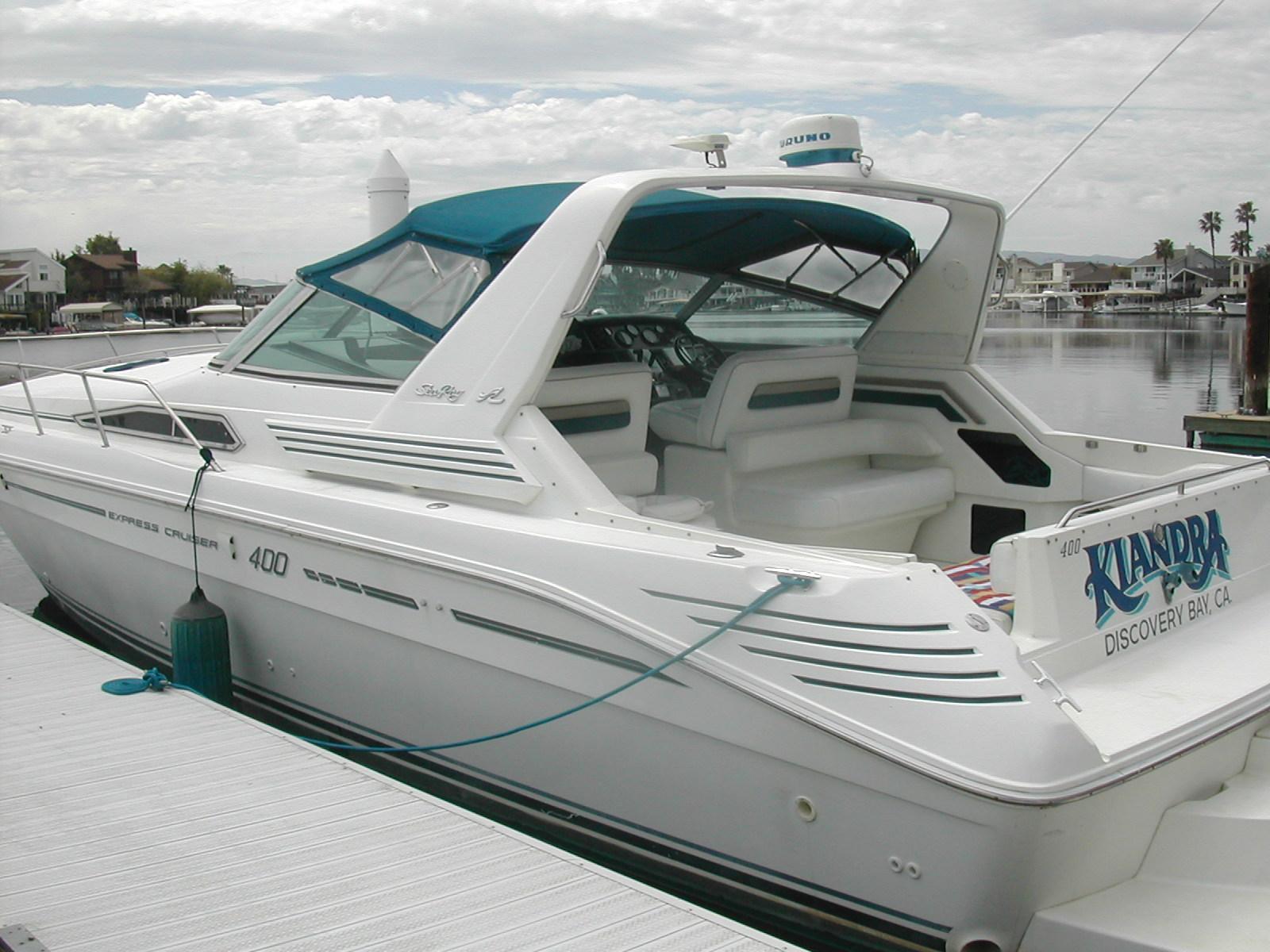 Sea Ray 400 Express Cruiser, Discovery Bay