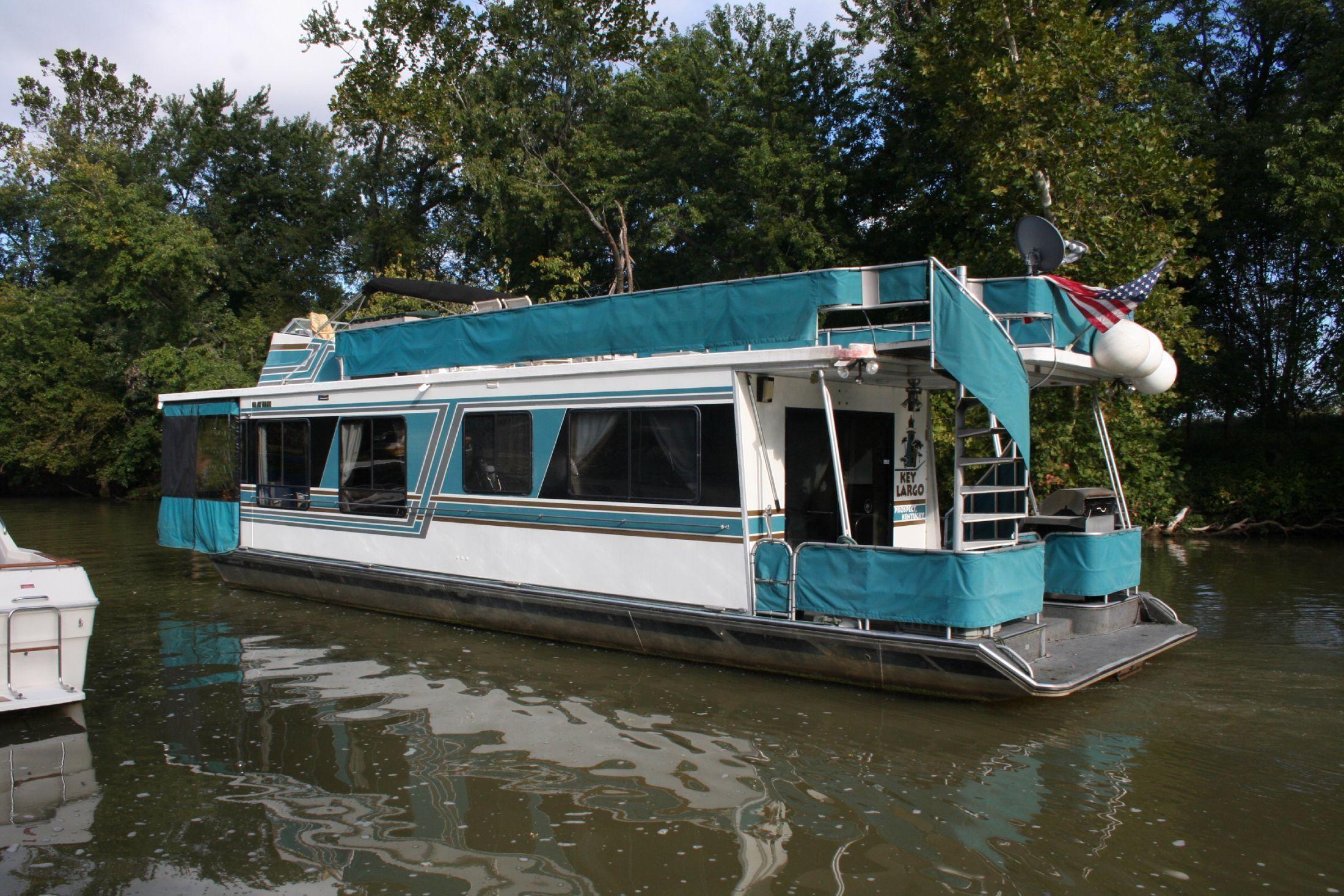 Sumerset Houseboat, Louisville