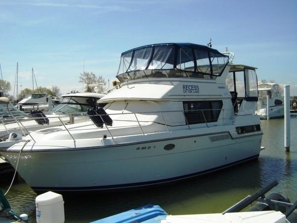 Carver 370 AFT CABIN, Marblehead
