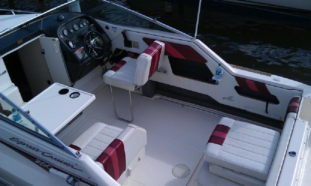 Sea Ray 250 Express Cruiser, Harrison Twp