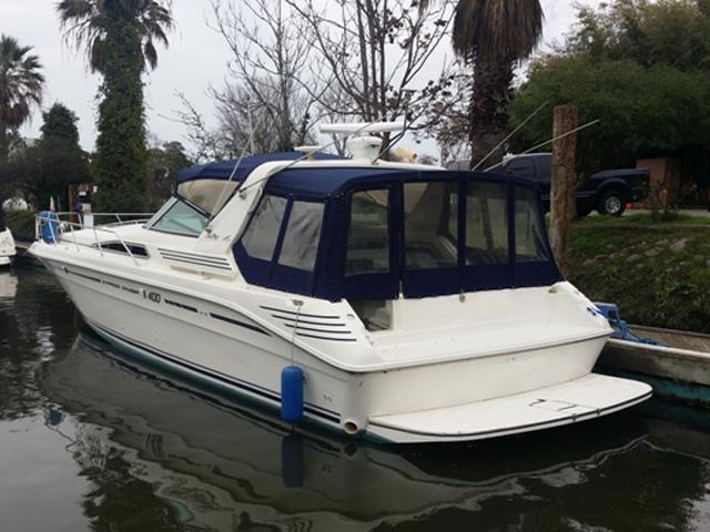 Sea Ray Express Cruiser,