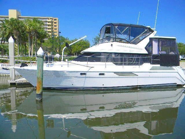 Bayliner 4387 Motor Yacht, Daytona Beach