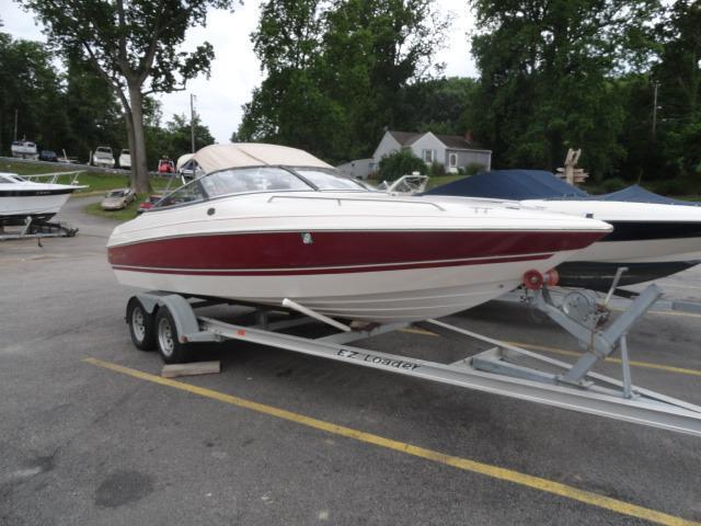 Chris-Craft 210 Cavalier Cuddy, Woodbridge