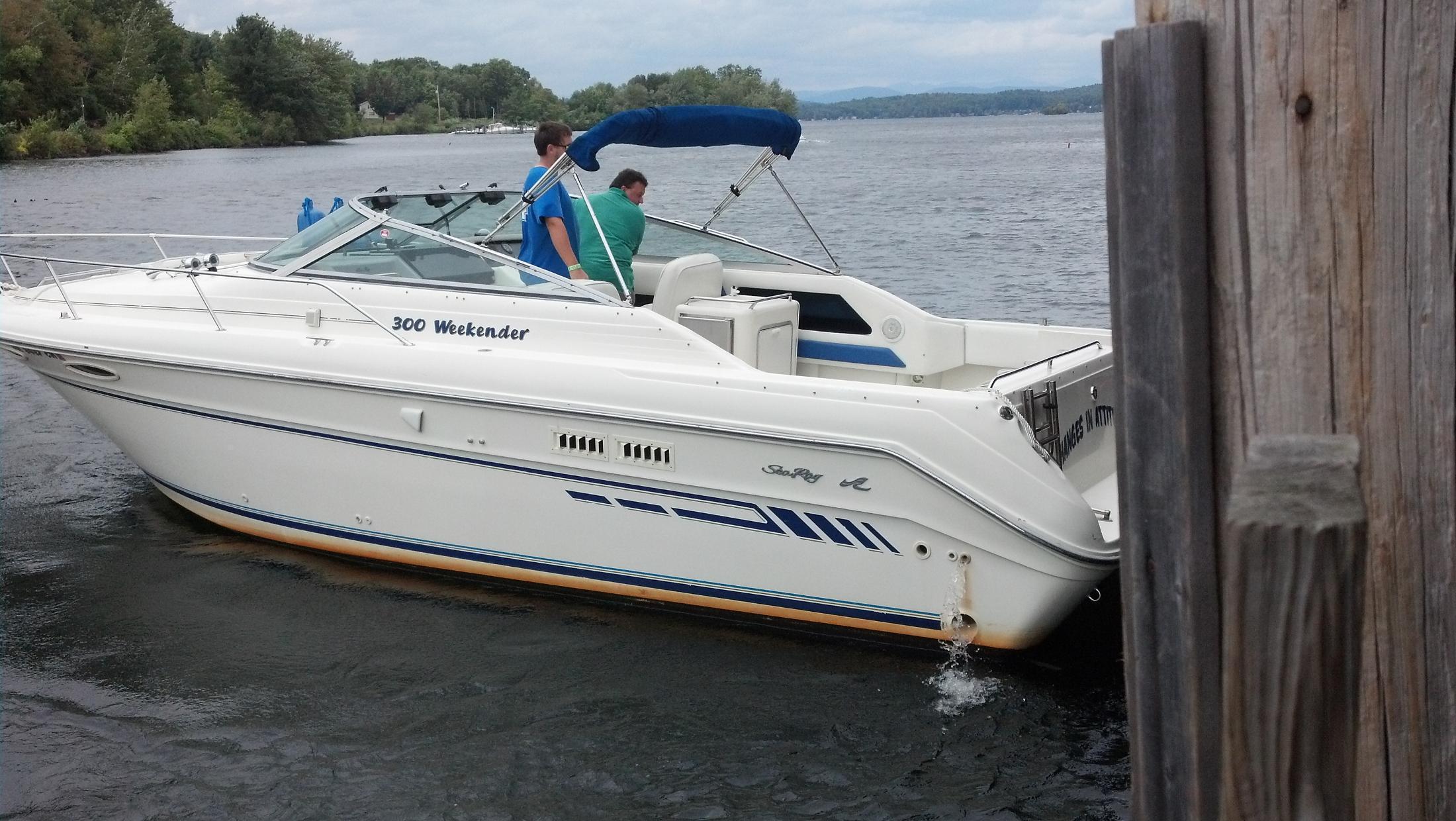 Sea Ray 300 WE - 9440, Laconia