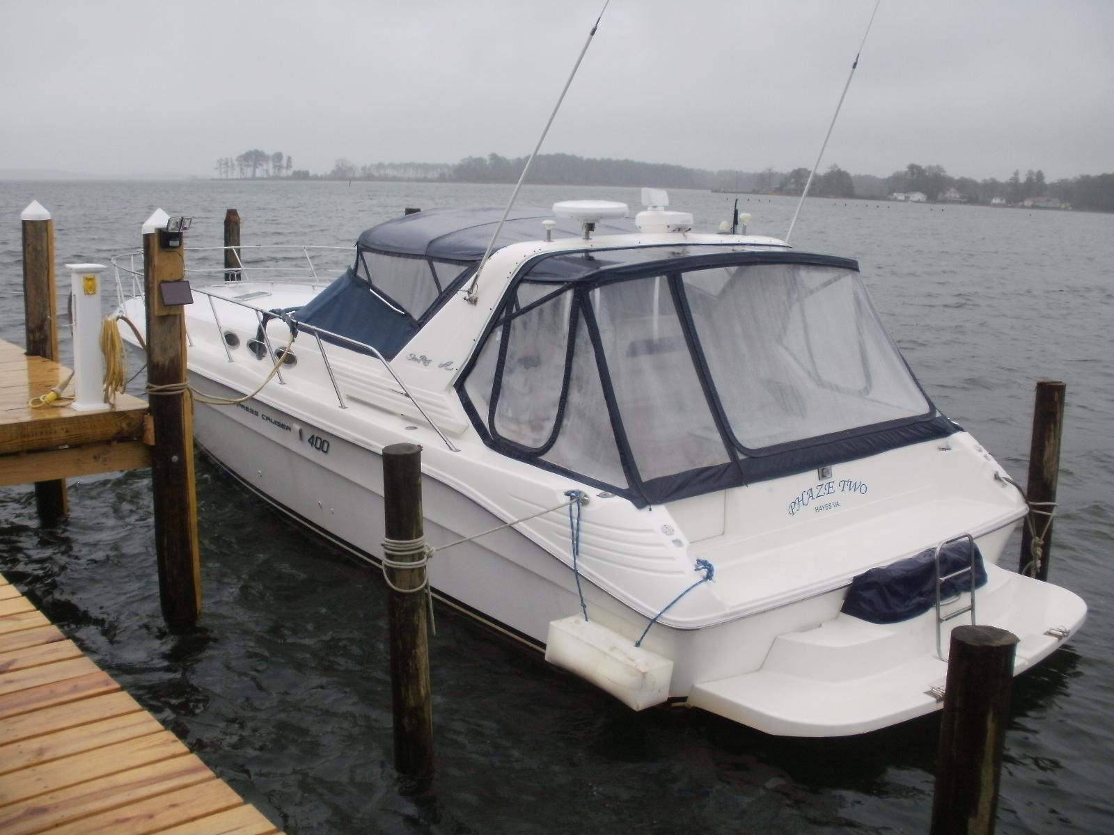 Sea Ray 400 Express Cruiser Low Hours, Hayes